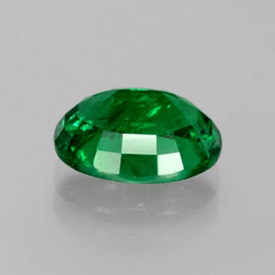 Smaragd - 2,47 Karat Grün