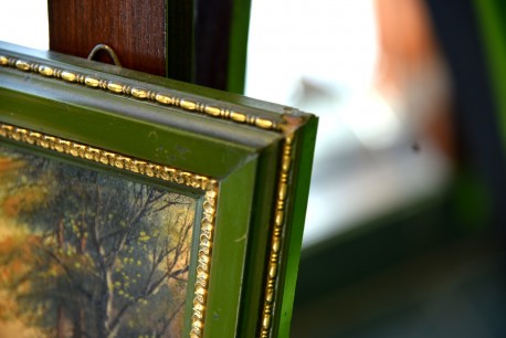 Reisigsammlerin am Ufer des Märkischen Waldsees, Spätromantiker, Öl auf Keramik,1880