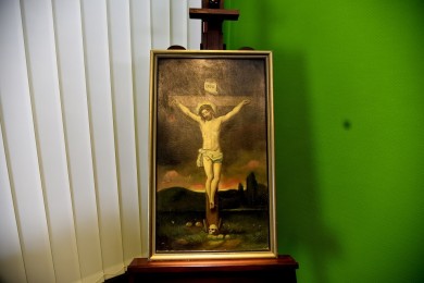 Jesus Christus am Kreuz über Totenkopf, Fleischmann, 1913